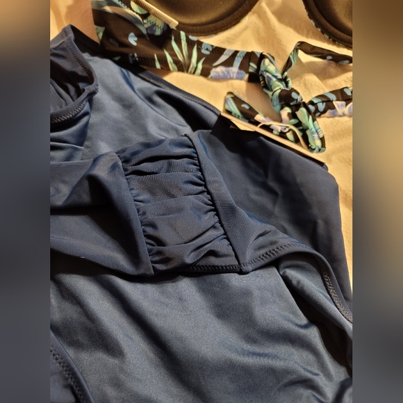 NWT 2X MOLDED CUP HALTER TIE BACK HIGH WAISTED BIKINI SWIM HAWAII PRINT TOP - Picture 8 of 10